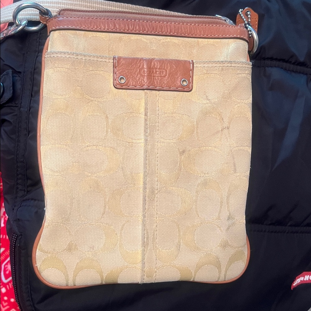 COACH YELLOW C’S SHOULDER PURSE
